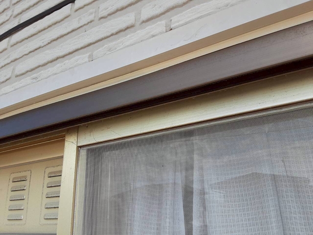 雨漏り箇所サッシ廻りシーリング